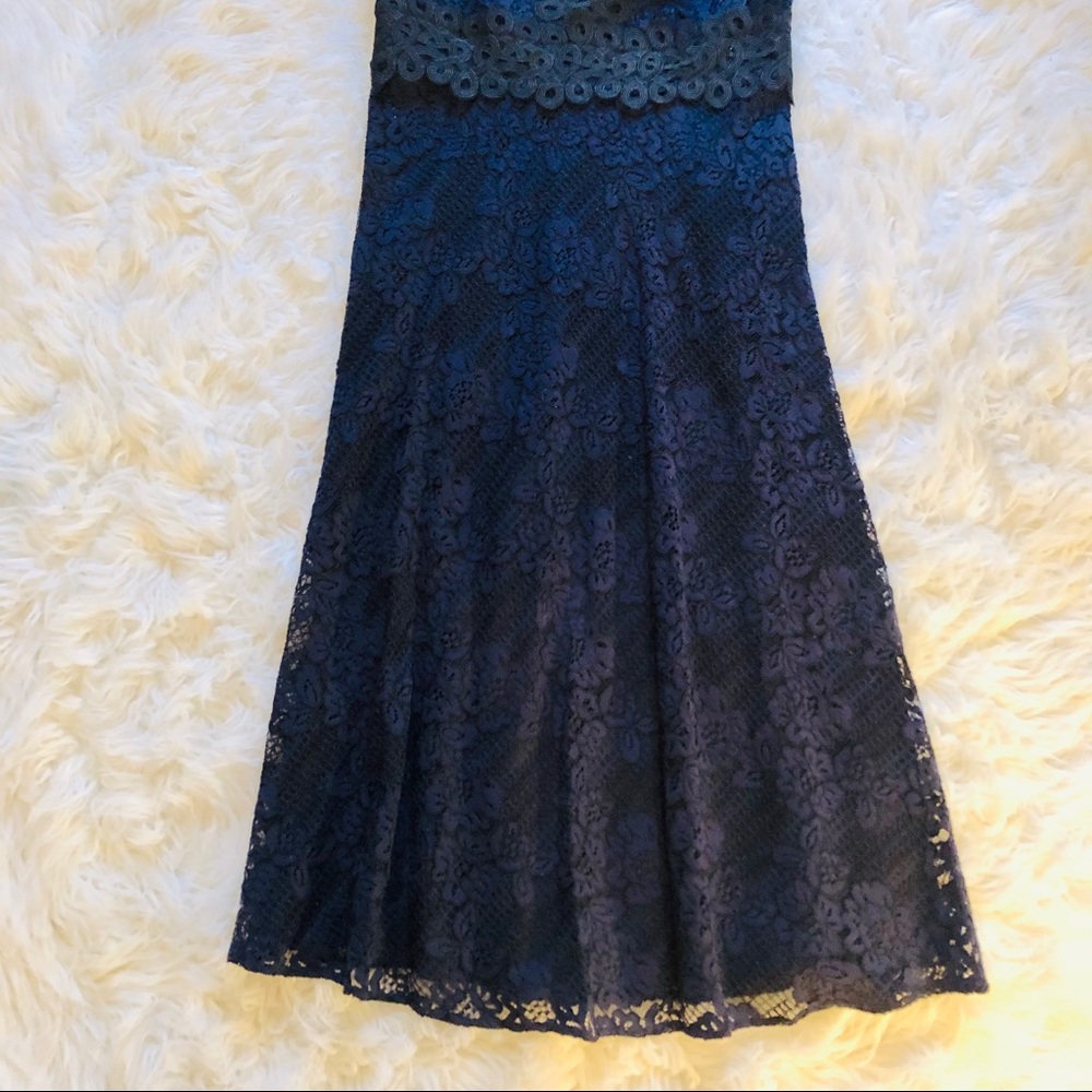 DONNA KARAN Floral Lace Midi Dress Sz 8 - Picture 4 of 15
